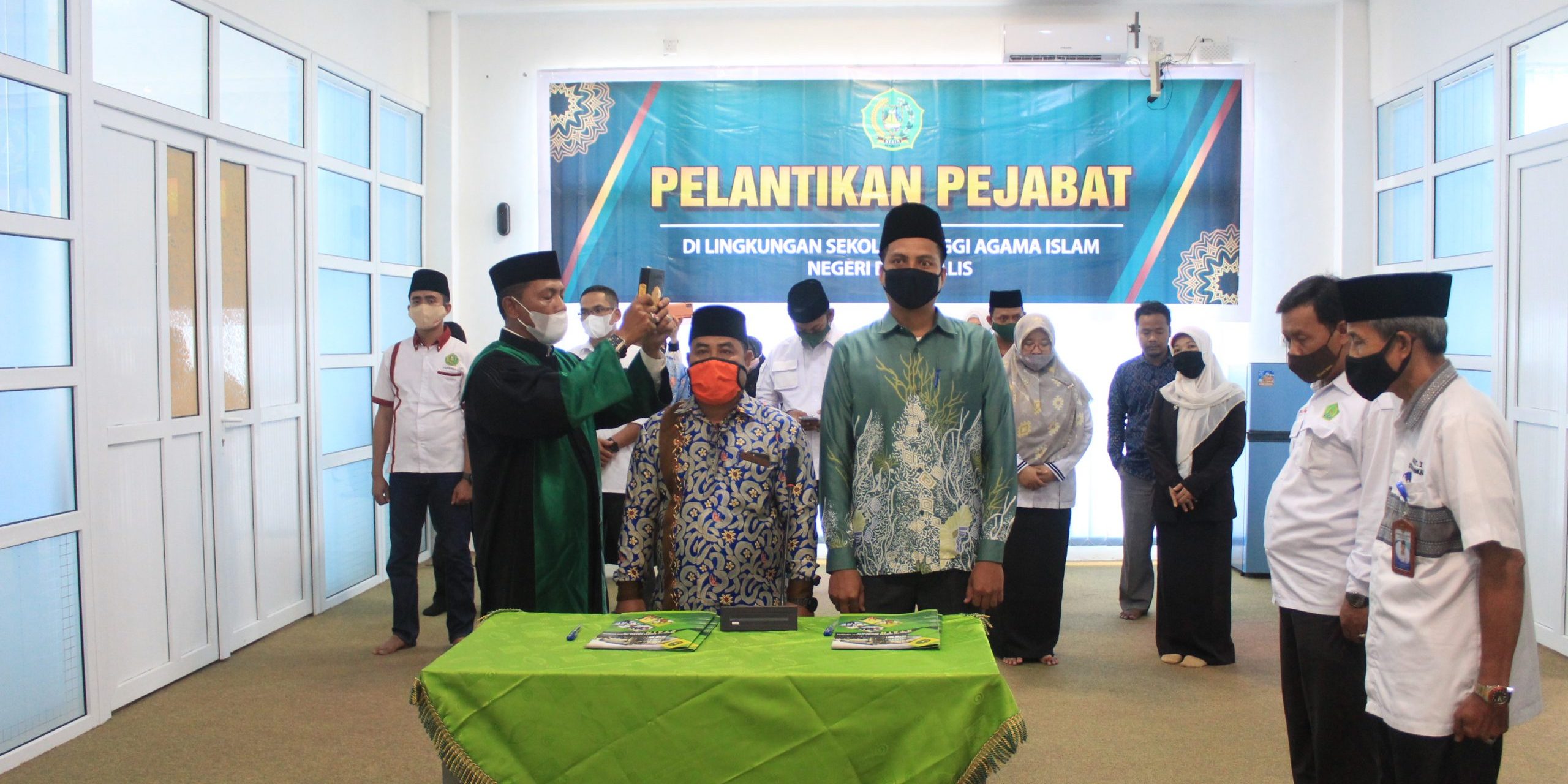 Ketua STAIN Bengkalis Lantik 2 Pejabat Baru di Lingkungan STAIN Bengkalis