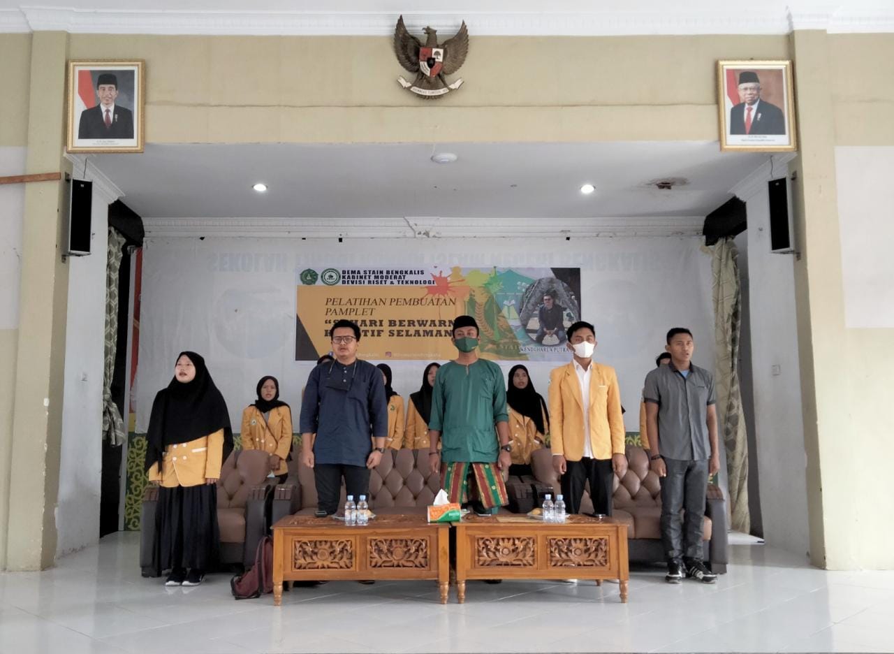 Tingkatkan Kreativitas Ormawa di Bidang Desain, DEMA STAIN Bengkalis Gelar Pelatihan Pembuatan Pamplet