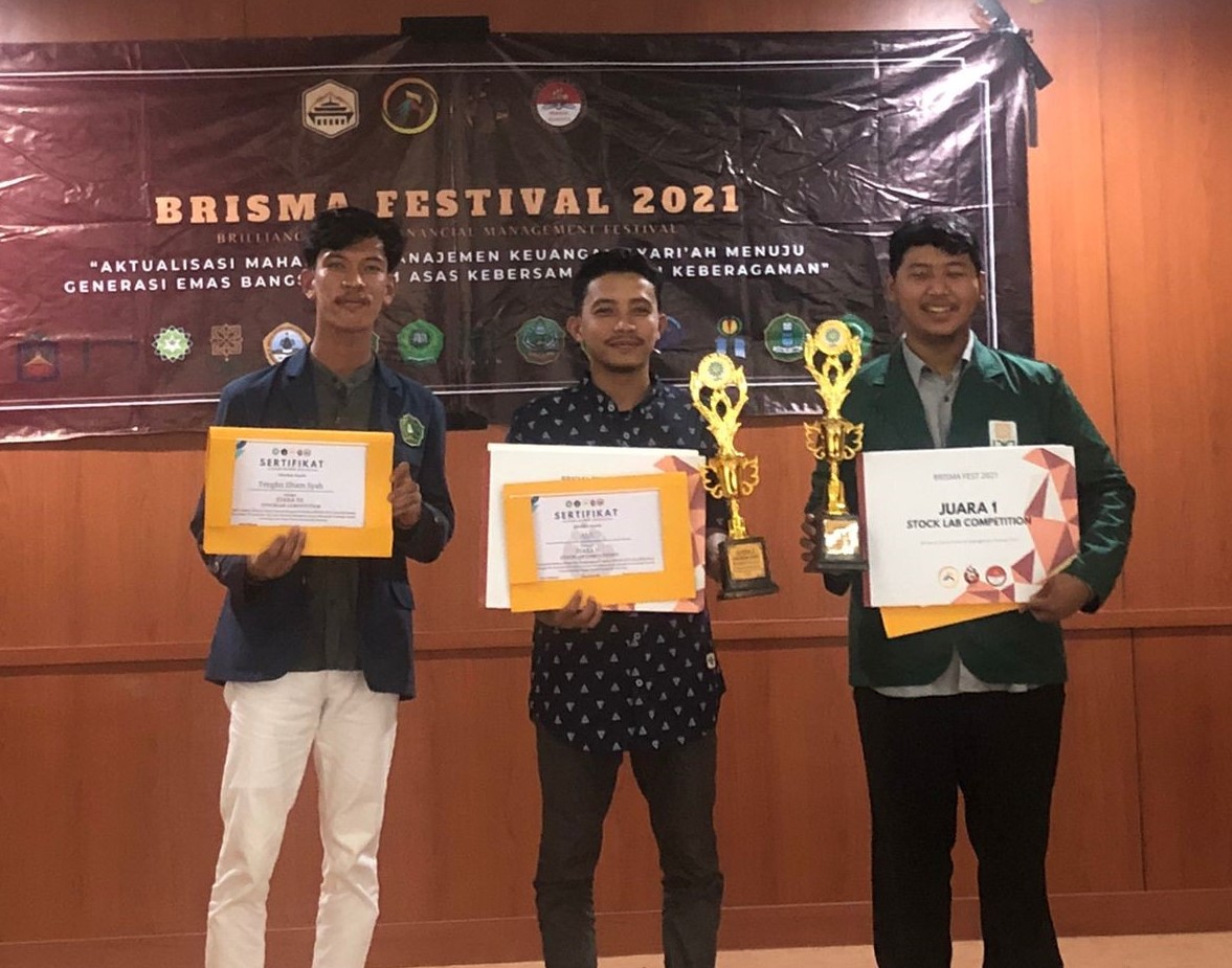 Ikuti Fornas Makesya di Bandung, Mahasiswa STAIN Bengkalis Raih Juara 3 Lomba Stocklab