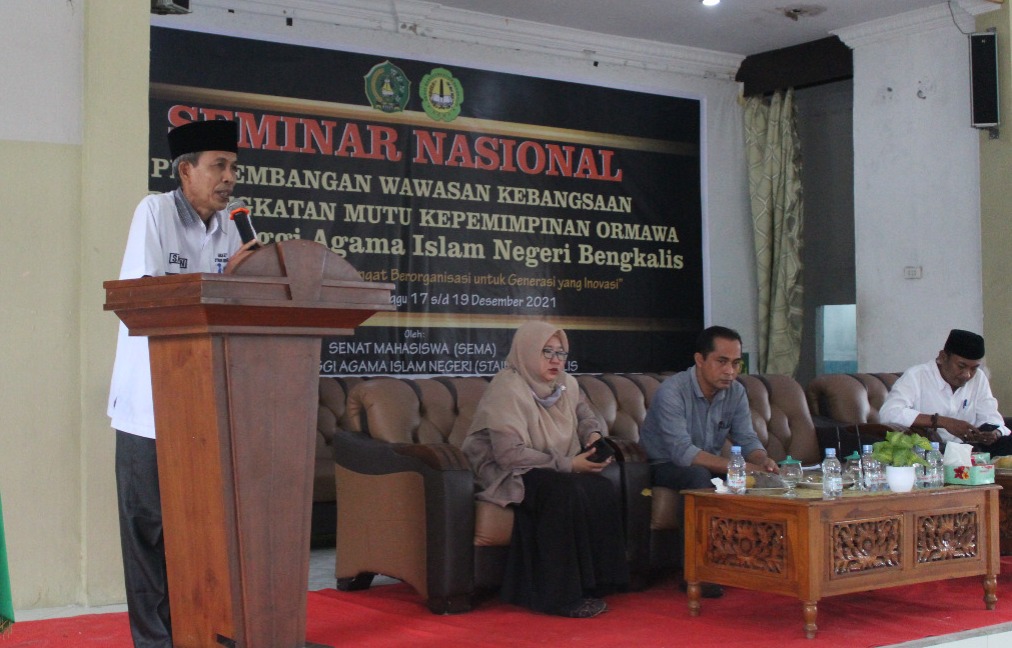 Tingkatkan Mutu Kepemimpinan Ormawa, Senat Mahasiswa Gelar Seminar Nasional (1)