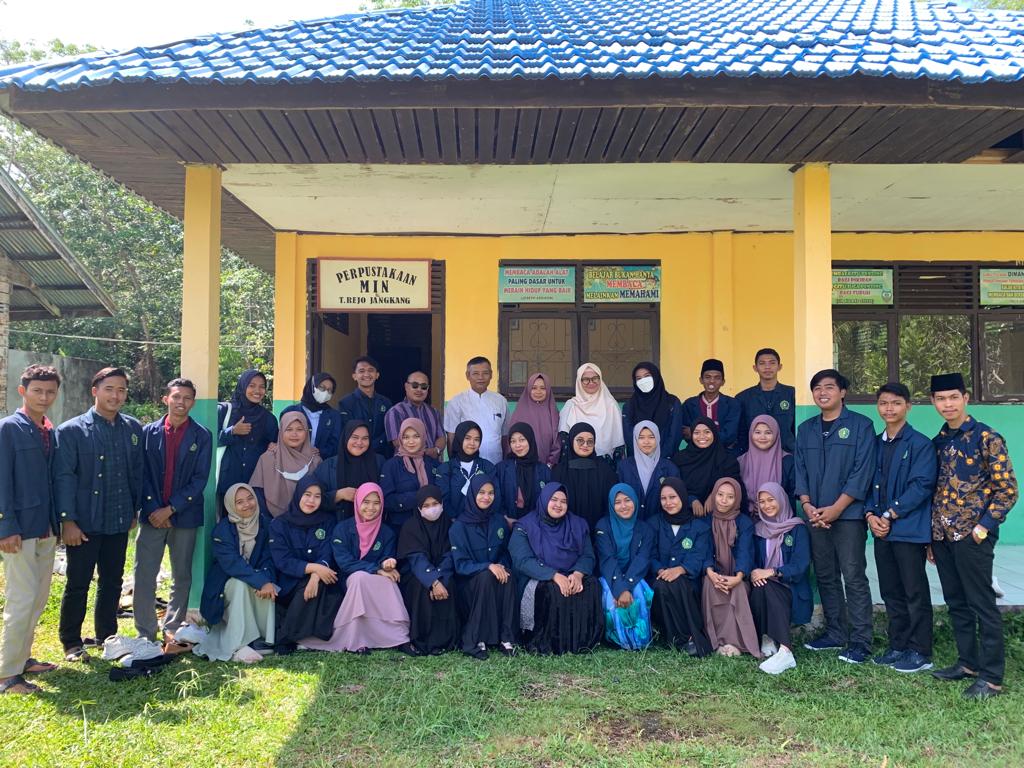 Mahasiswa MPI Gelar Praktek Lapangan Manajemen Perpustakaan di MIN 1 Bengkalis