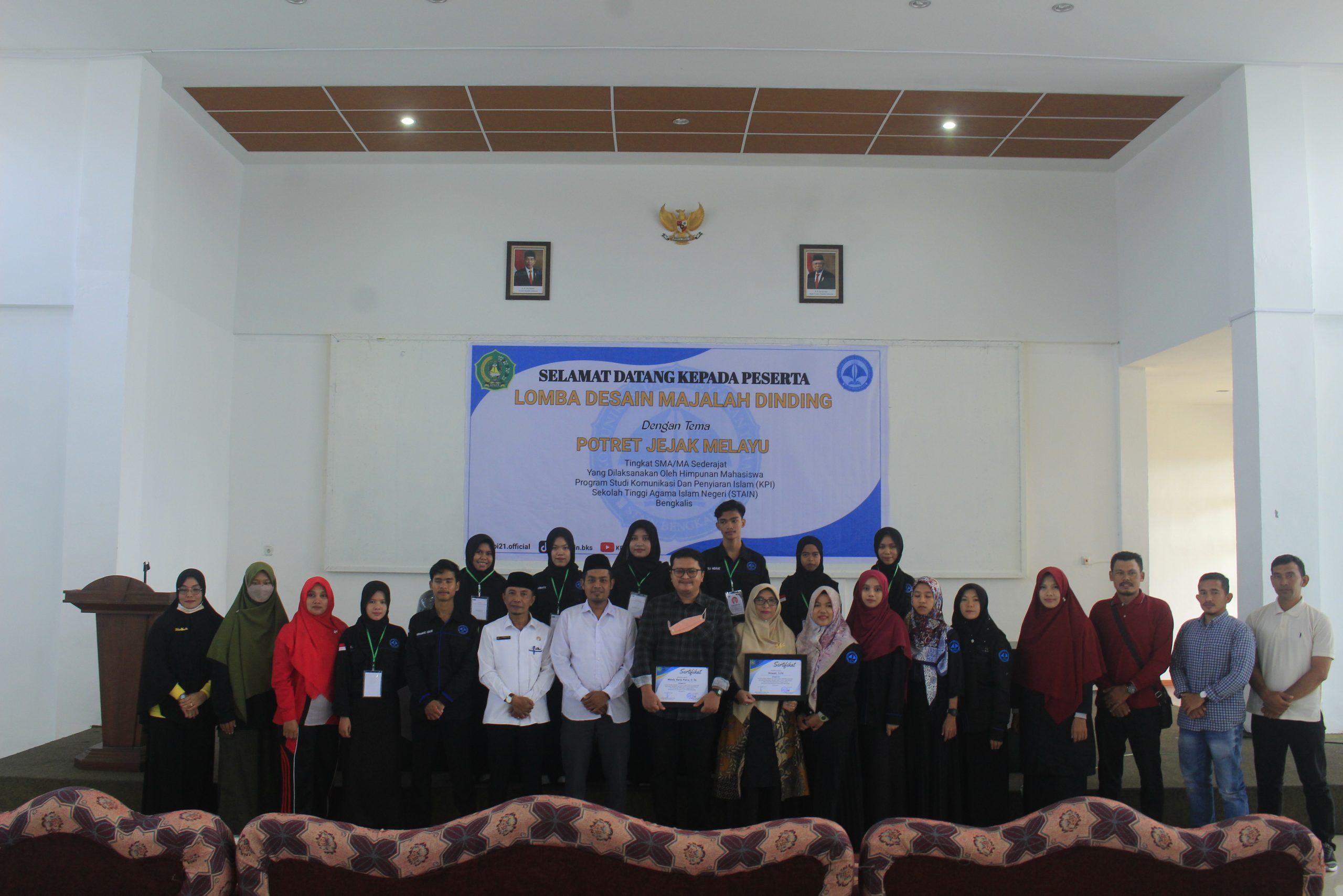 Wadahi Kreatifitas SiswaI, HMPS KPI Gelar Lomba Desain Majalah Dinding (1)