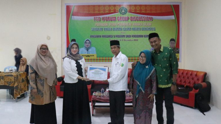 Prodi PAI STAIN Bengkalis Gelar FGD Penguatan Akreditasi 9 Kriteria (2)