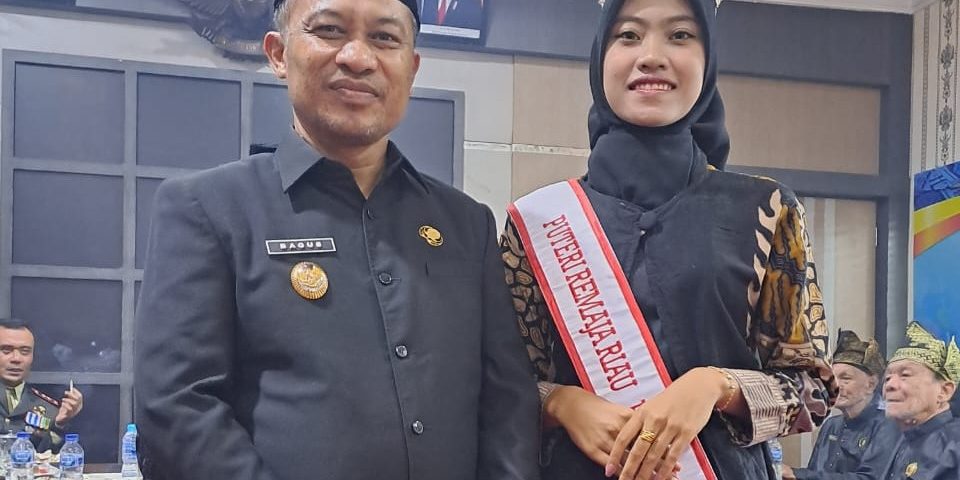 Anisa Humairoh, Mahasiswi STAIN Bengkalis Terpilih Sebagai Finalis Putri Batik Riau Tahun 2023 (2)