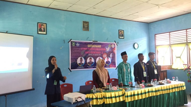 Kunjungi SMPN 03 Bantan, Mahasiswa KKN Desa Bantan Tengah Taja Seminar Etika Bermedia Sosial Bagi Generasi Z (1)