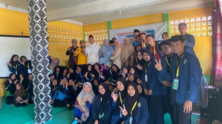 Mahasiswa KKN Desa Bantan Air Gelar Sosialisasi Pentingnya Pendidikan dalam Mencegah Pergaulan Bebas di Kalangan Remaja (1)