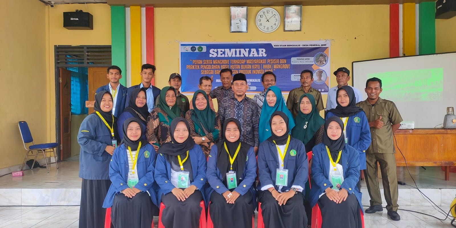 Mahasiswa KKN Desa Penebal Taja Seminar Peran Serta Mangrove Terhadap Masyarakat Pesisir