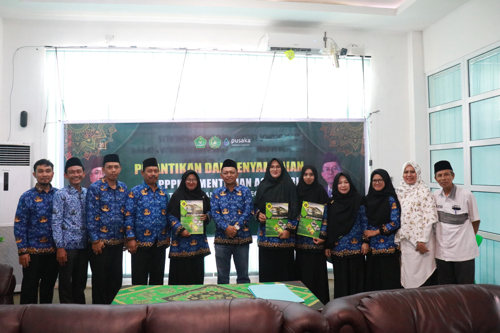 Serentak Se-Indonesia, Pelantikan dan Penyampaian SK PPPK Kementerian Agama Tahun Anggaran 2022 (4)