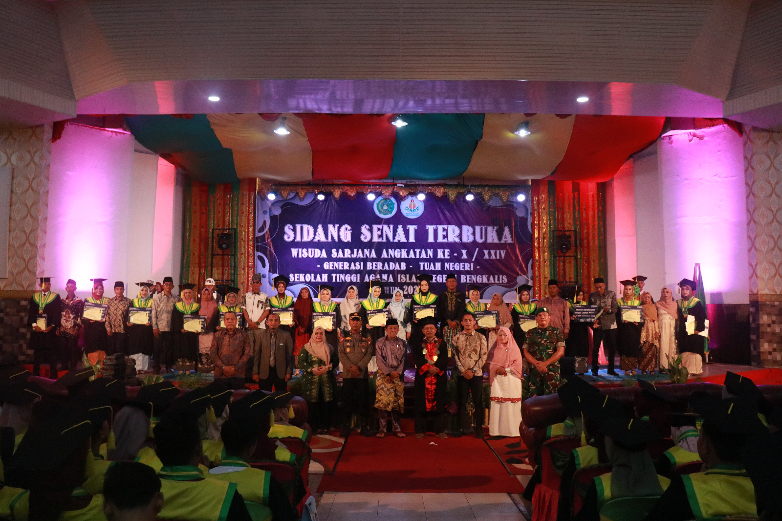 Tahniah! 17 Wisudawan Terbaik Prodi dan Jurusan Mendapatkan Penghargaan (2)