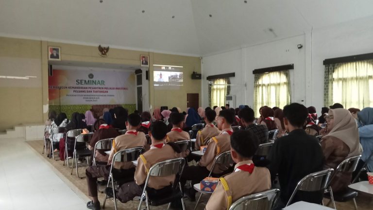 Sempena HSN, Prodi MKSy Taja Seminar Membangun Kemandirian Pesantren Melalui Investasi (4)