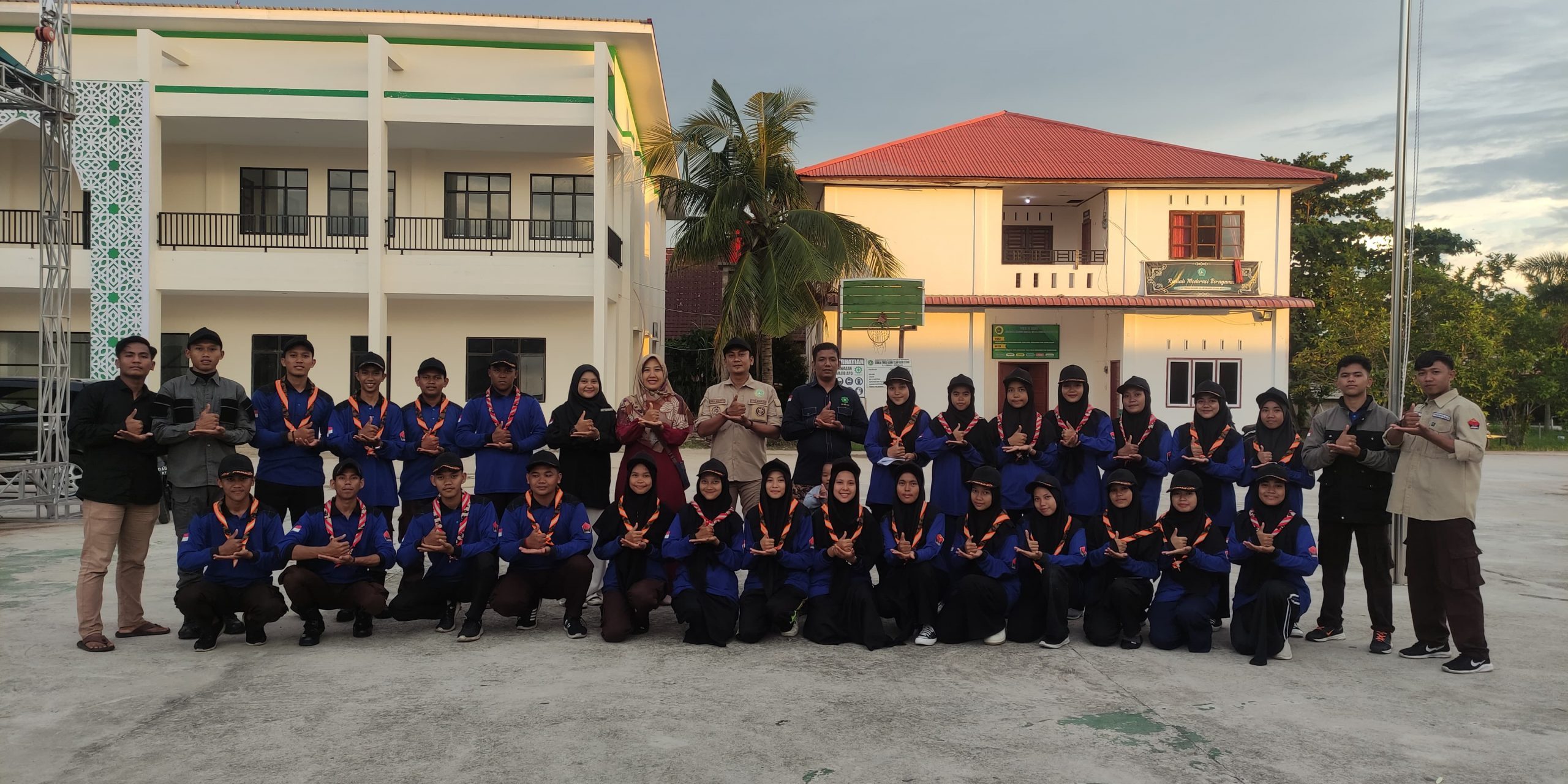 Ketua STAIN Bengkalis Lepas Keberangkatan Anggota Pramuka Ikuti Perkemahan Terbilang Scout CAMP III di Pekanbaru