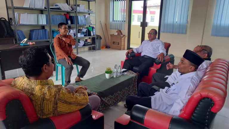 Ketua STAIN Bengkalis Lakukan Kunjungan dan Monitoring ke Seluruh Unit Kerja dan Lingkungan Kampus (1)