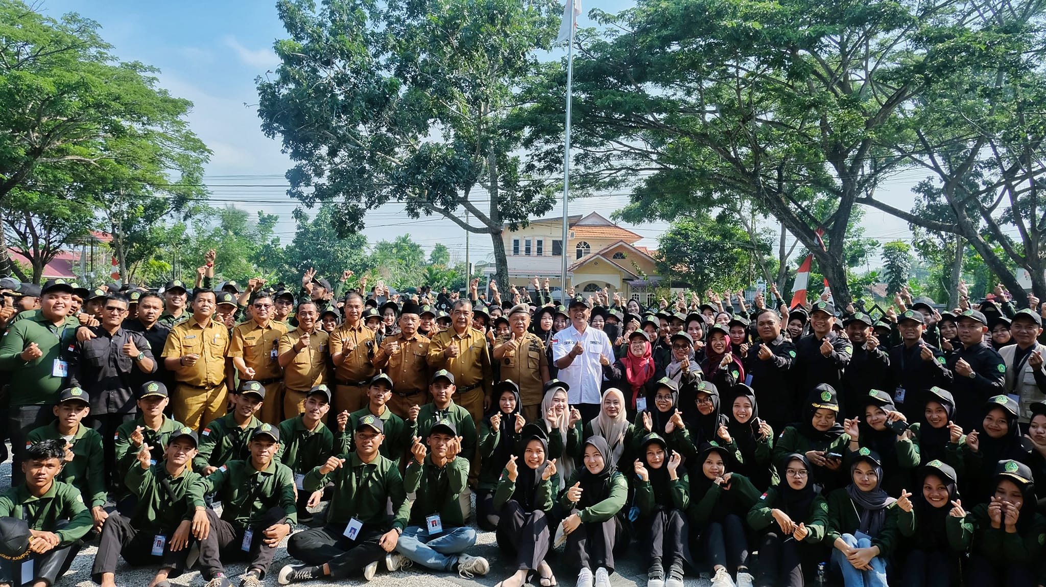 Keberangkatan Mahasiswa KKN, Plt. Bupati Meranti Siap Dukung Pelaksanaan KKN STAIN Bengkalis Tahun 2024