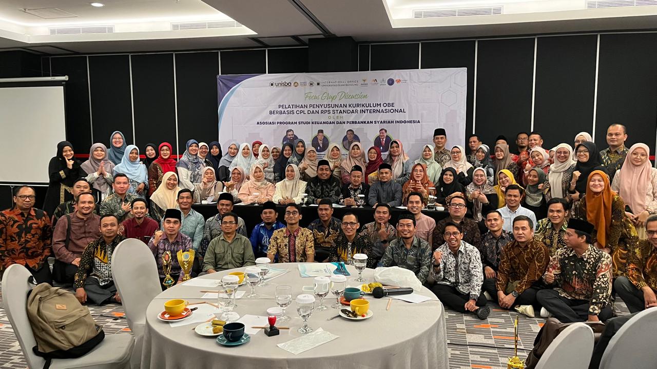 Ketua Prodi Perbankan Syariah STAIN Bengkalis Hadiri Asosiasi Program Studi Keuangan dan Perbankan Syariah di UIN Bandung (2)