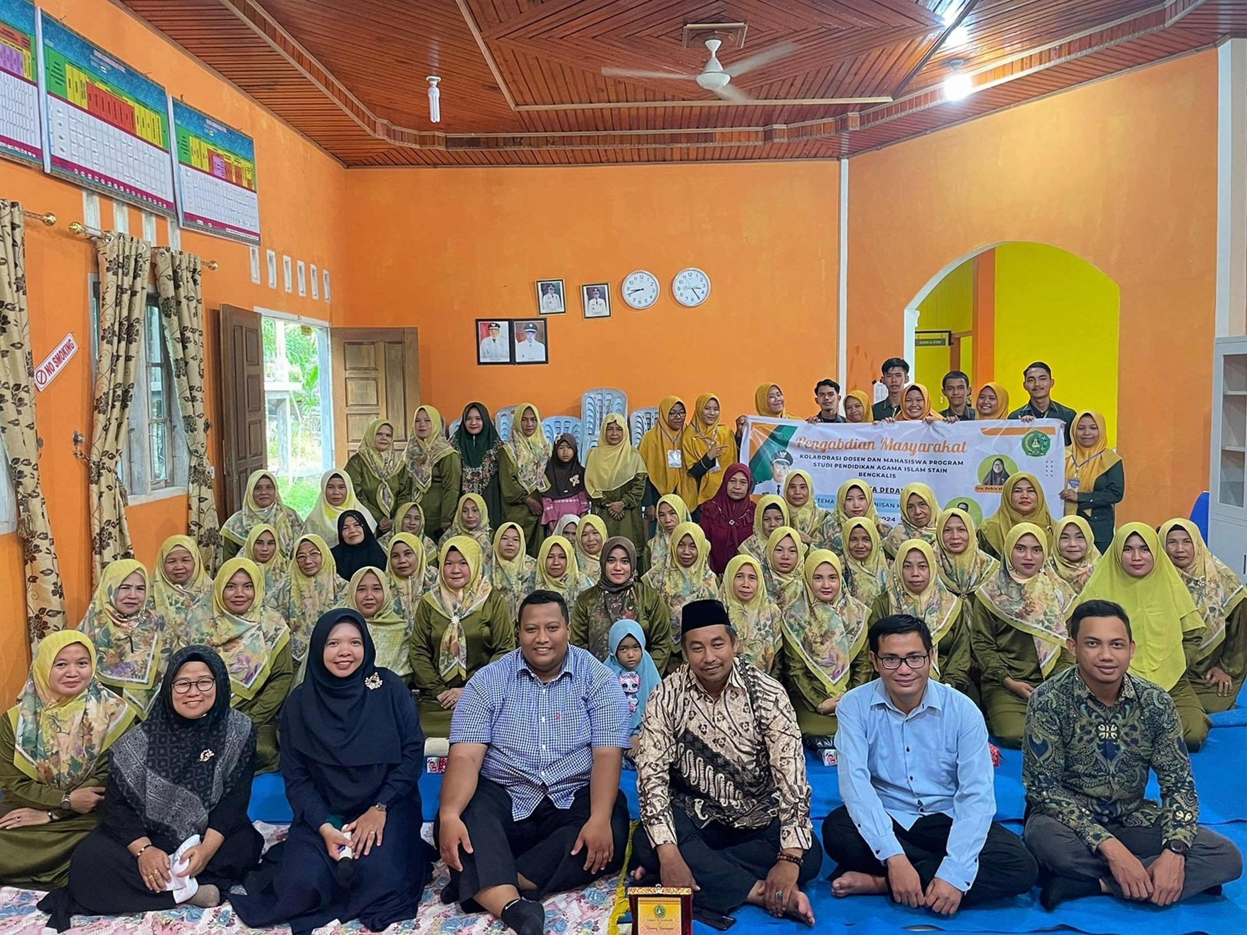 Prodi dan Mahasiswa PAI STAIN Bengkalis Gelar Pengabdian Masyarakat di Desa Dedap Fokus pada Pendidikan Keluarga