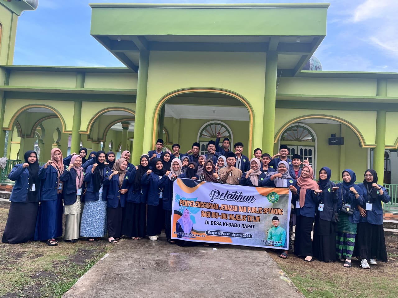 Mahasiswa KKN Desa Kedabu Rupat Selenggarakan Pelatihan Penyelenggaraan Jenazah dan Public Speaking