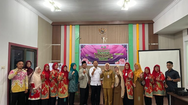 Dosen STAIN Bengkalis Bekerjasama DPPPA Kab. Bengkalis Masyarakat Bahas Pencegahan Pernikahan Usia Dini (1)