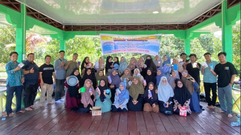 Prodi Pendidikan Bahasa Arab Sukses Gelar Family Gathering dan Sosialisasi Visi Misi di Pantai Indah Selat Baru (1)