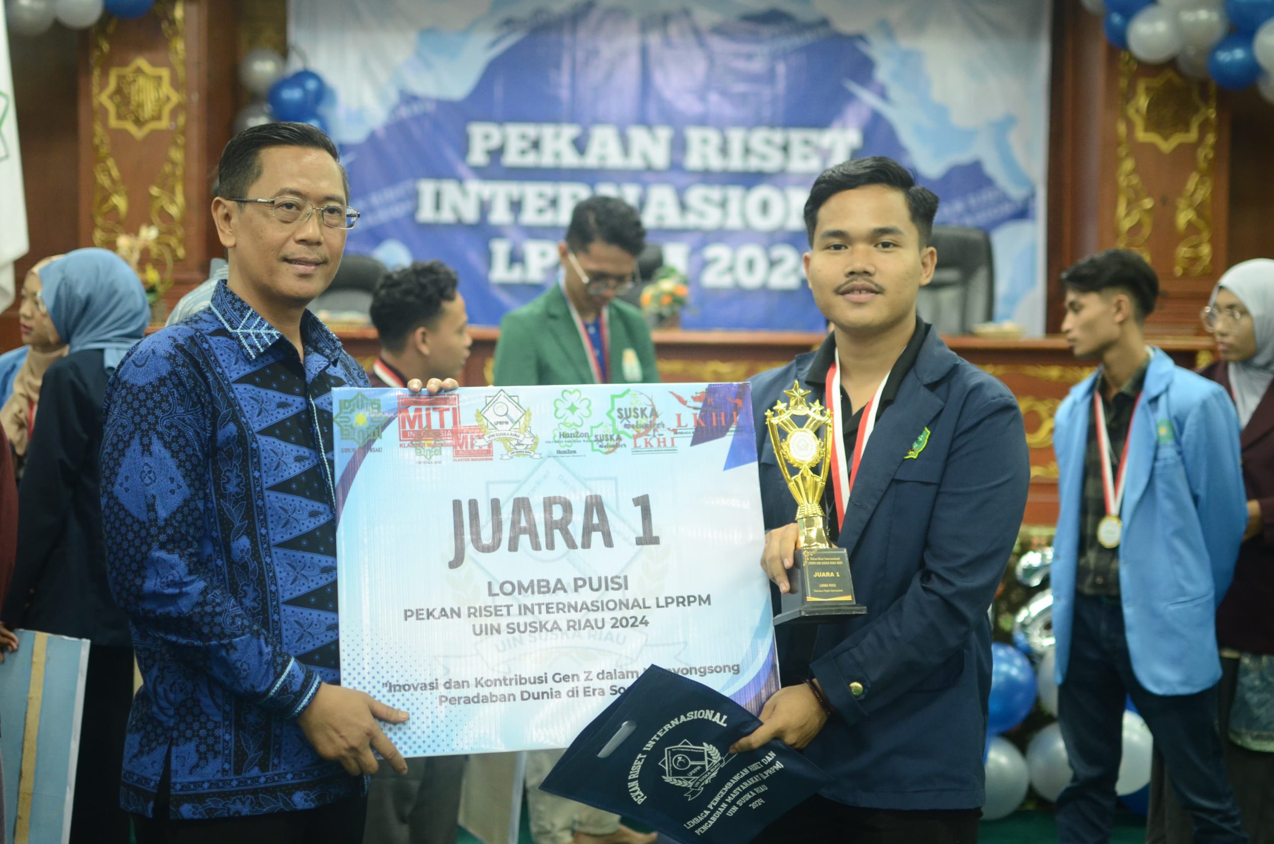 Akhiri Sya’ban, Mahasiswa STAIN Bengkalis Raih Juara 1 Lomba Puisi Pekan Riset Internasional LPRPM UIN Suska Riau (1)