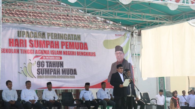 Berlangsung Khidmat, STAIN Bengkalis Gelar Upacara Peringatan Hari Sumpah Pemuda Tahun 2024 (3)