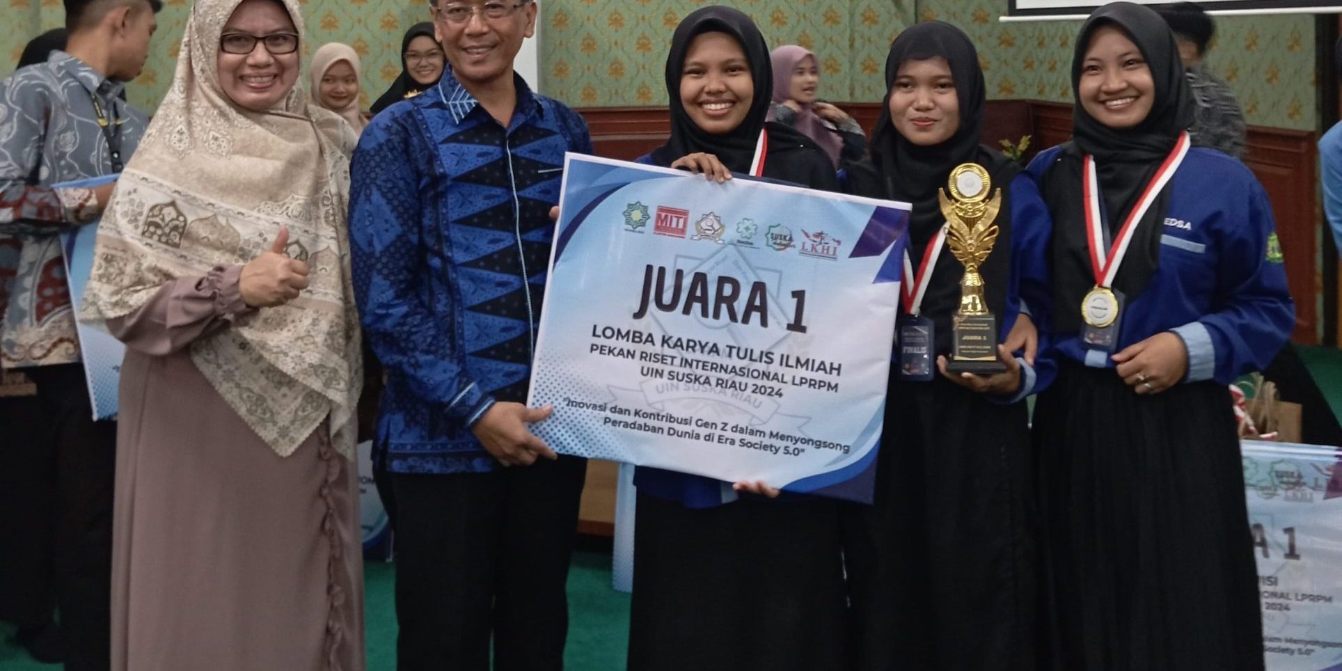 Tahniah! Karya Tulis Mahasiswa STAIN Bengkalis Berhasil Raih Juara 1 pada LKTI Pekan Riset Internasional LPRPM UIN Suska Riau (2)