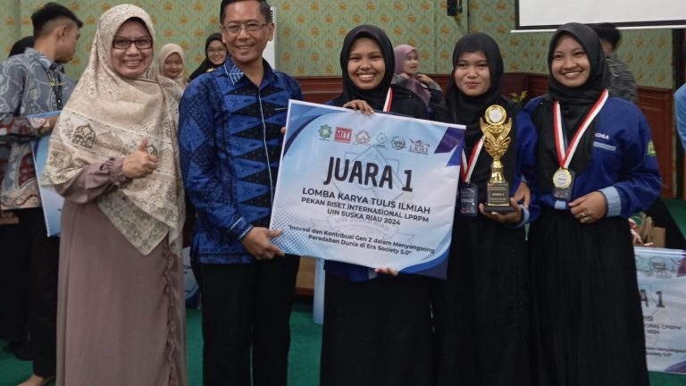 Tahniah! Karya Tulis Mahasiswa STAIN Bengkalis Berhasil Raih Juara 1 pada LKTI Pekan Riset Internasional LPRPM UIN Suska Riau (2)