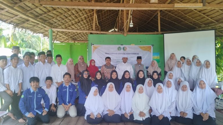 Hadir di Ponpes Daraussalam Al Bantani, Prodi TBI Gelar Seminar (1)