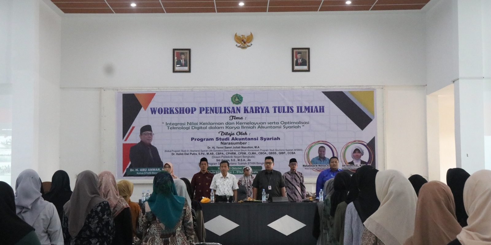 Tingkatkan Kemampuan Menulis Mahasiswa, Program Studi Akuntansi Syariah Taja Workshop Penulisan Karya Tulis Ilmiah (1)