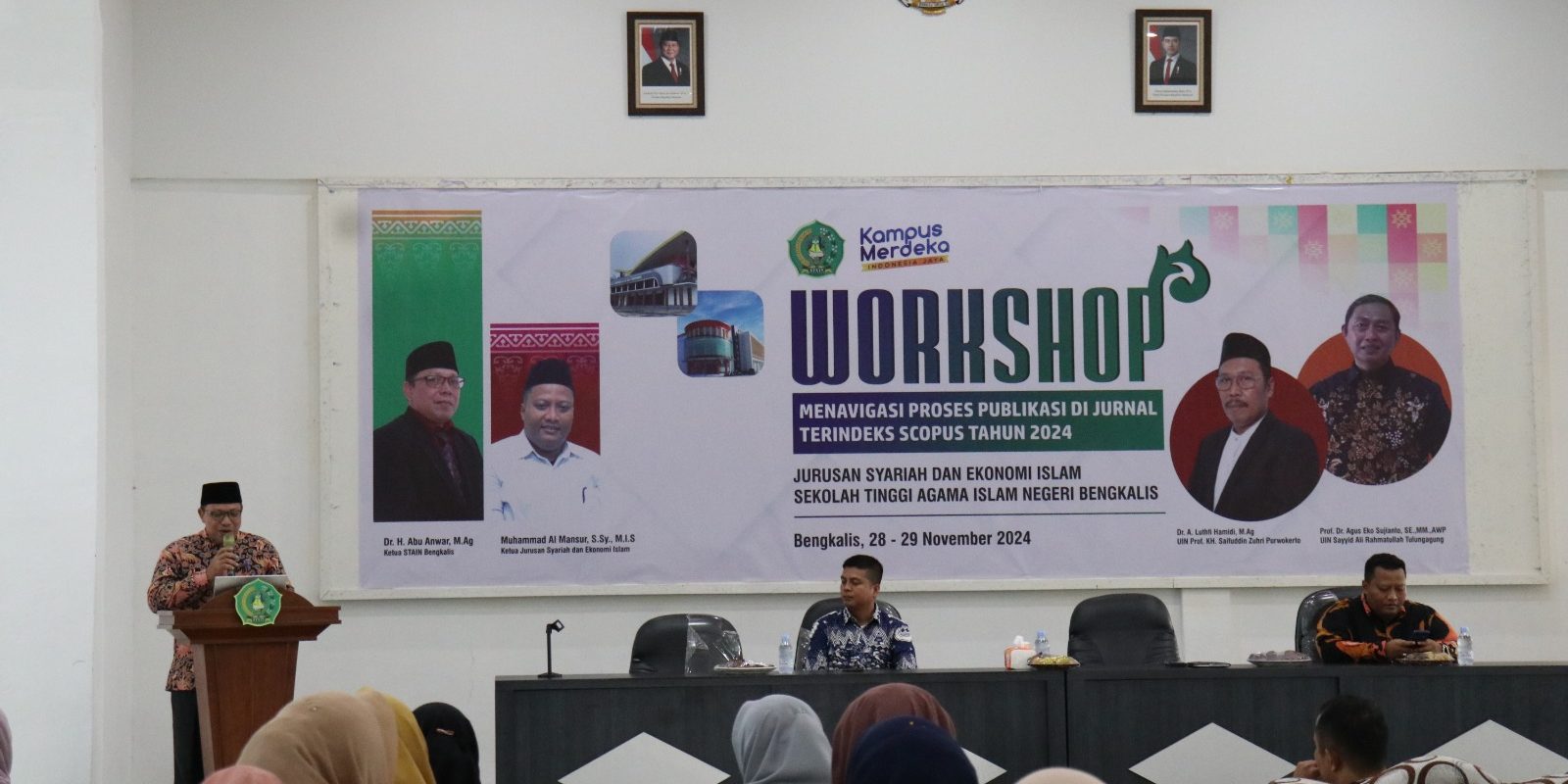 Workshop Jurusan Syariah dan Ekonomi Islam, Menavigasi Proses Publikasi di Jurnal Terindeks Scopus Tahun 2024 (1)