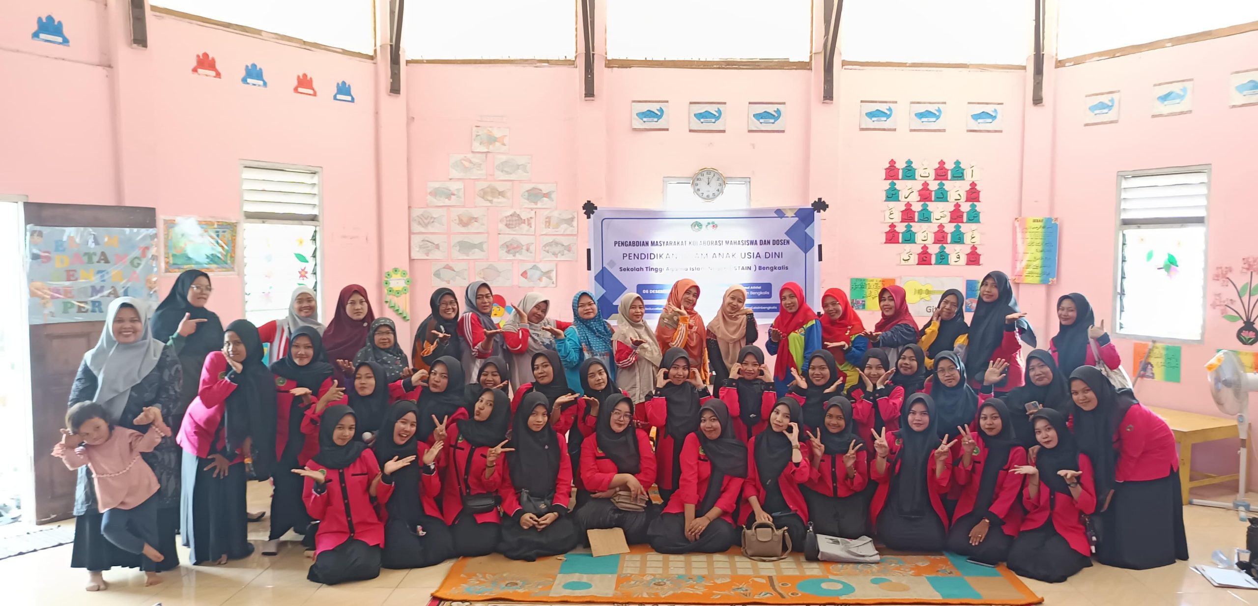Kolaborasi Dosen dan Mahasiswa Prodi PIAUD Taja Pengabdian kepada Masyarakat di TK Aisyiyah Bustanul Athfal 1 Bengkalis (2)