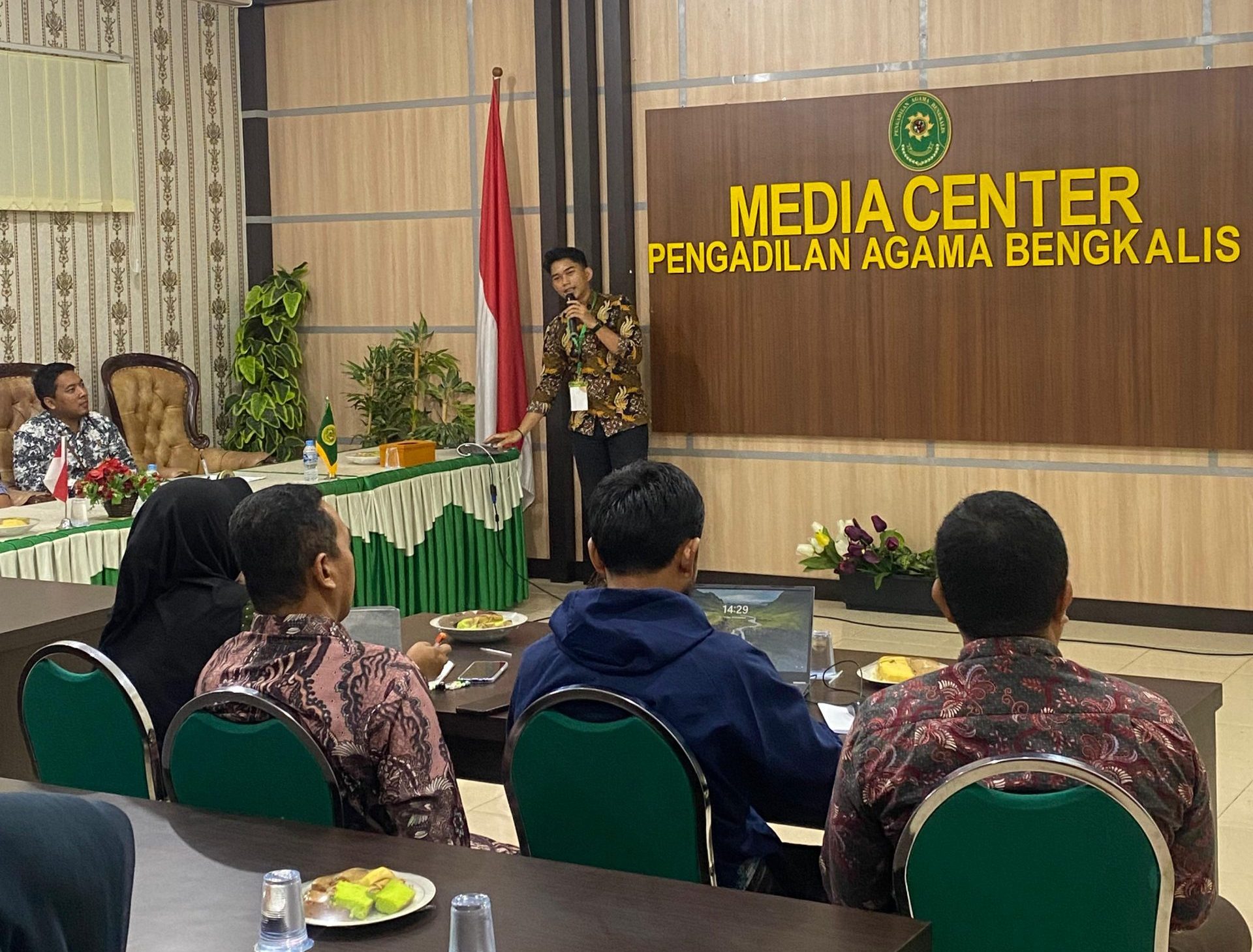 Mahasiswa PPL STAIN Bengkalis Jadi Pemateri pada Workshop Basic Desain di Pengadilan Agama Bengkalis (1)