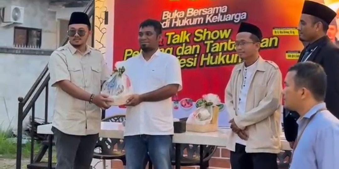 Ramadhan Berbagi Keberkahan, Prodi HKI STAIN Bengkalis Berbagi 50 Paket Sembako, Taja Talk Show dan Buka Bersama (1)