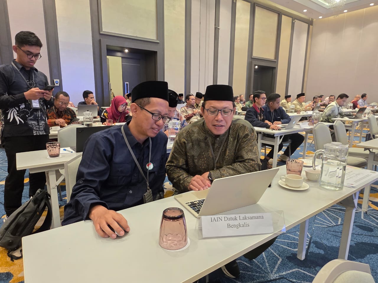 Hadiri Sidang Kelulusan UM-PTKIN 2025, Rektor IAIN Datuk Laksemana Bengkalis Apresiasi Suksesnya Pelaksanaan UM-PTKIN 2025 (1)