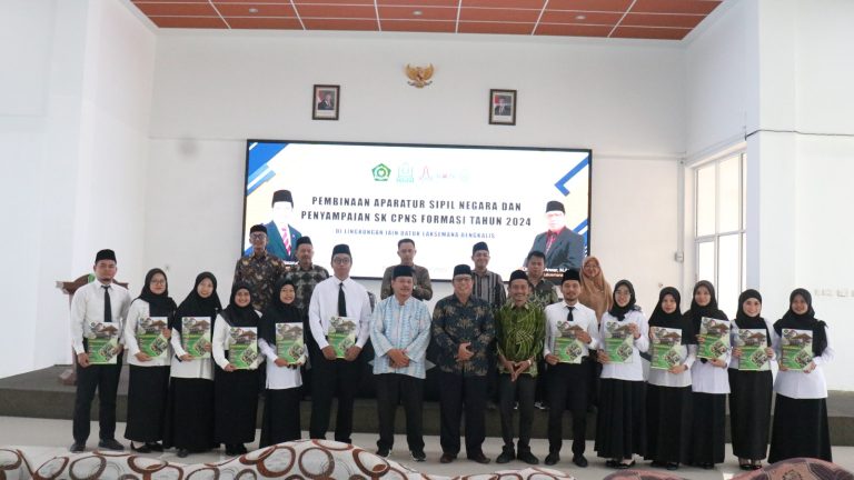 IAIN Datuk Laksemana Bengkalis Gelar Pembinaan ASN dan Penyampaian SK CPNS Kementerian Agama Formasi Tahun 2024 (1)