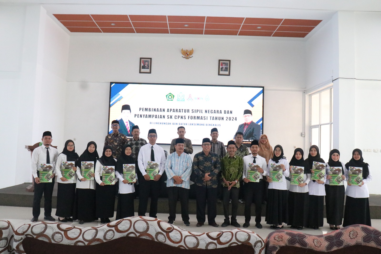 IAIN Datuk Laksemana Bengkalis Gelar Pembinaan ASN dan Penyampaian SK CPNS Kementerian Agama Formasi Tahun 2024 (1)