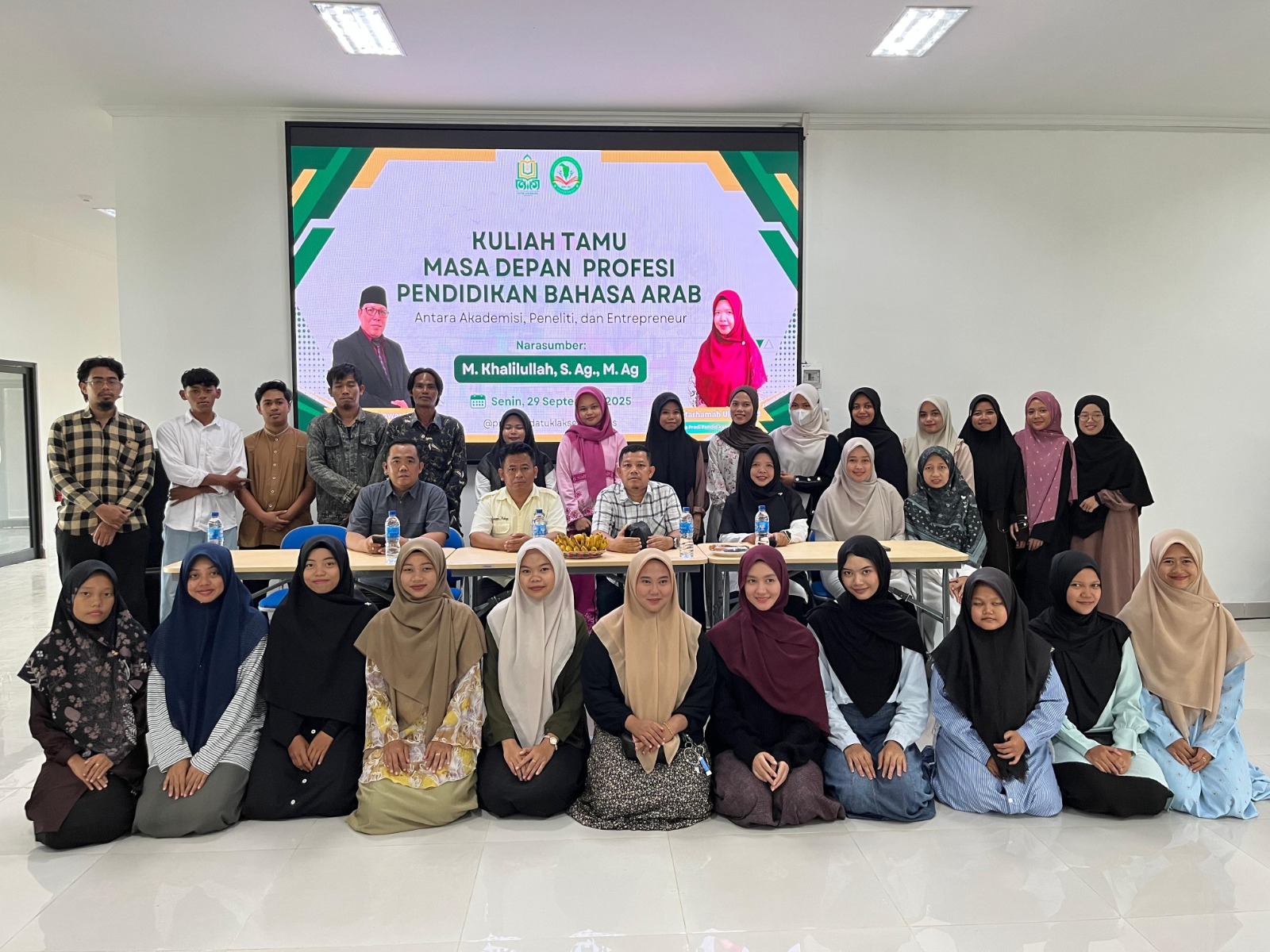 Kunjungi IAIN Datuk Laksemana Bengkalis, Dosen UIN Suska Riau Beri Kuliah Tamu tentang Masa Depan Profesi Pendidik Bahasa Arab 2