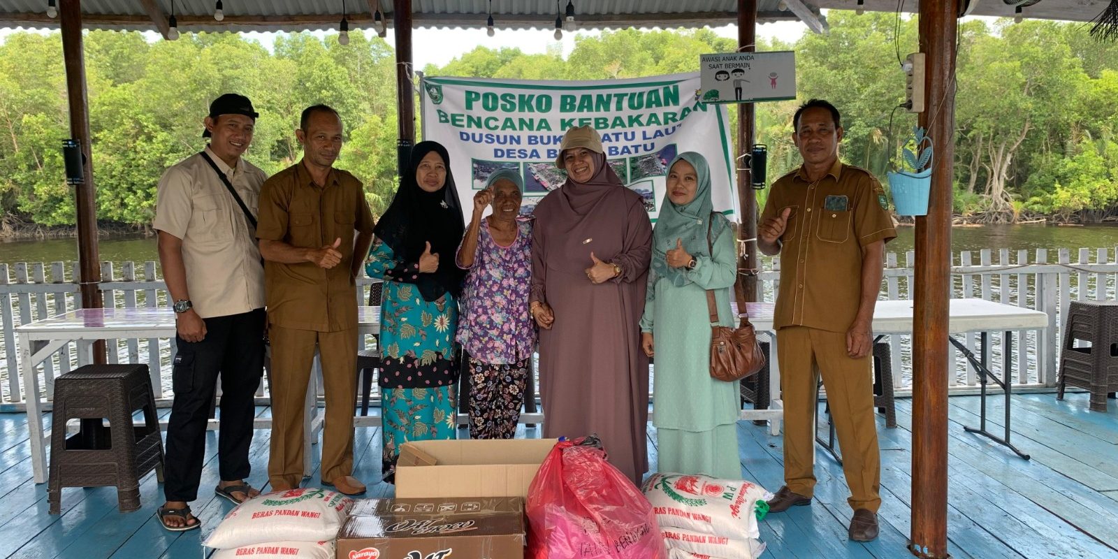 Bentuk Kepedulian, DWP IAIN Datuk Laksemana Bengkalis Salurkan Bantuan Koban Kebakaran Desa Bukit Batu 1