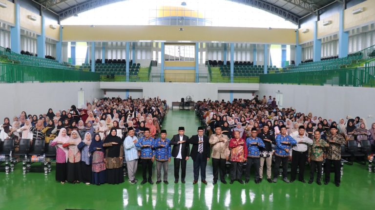 IAIN Datuk Laksemana Bengalis Lakukan Penguatan Moderasi Beragama Kepada Mahasiswa Baru