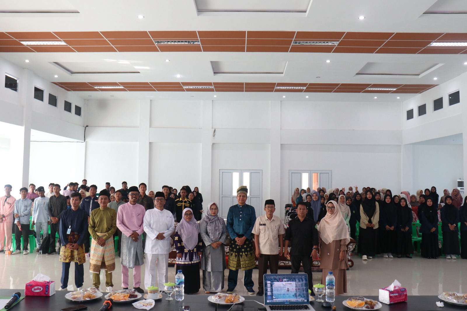 WhatsApp Image 2025-10-08 at 09.49.40 (2)