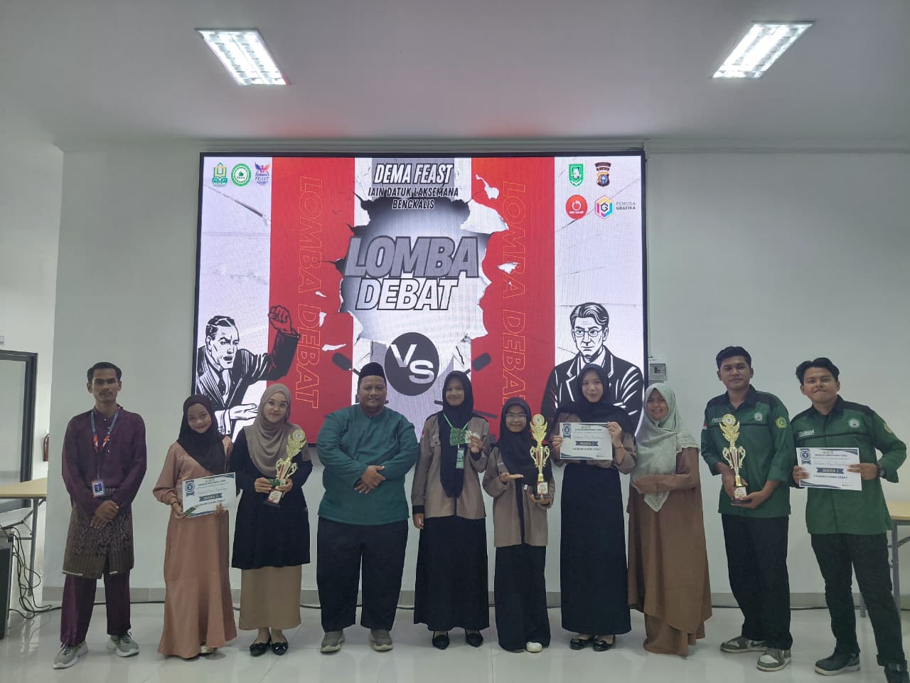 Mahasiswa Prodi Hukum Tatanegara IAIN Bengkalis Sabet Juara II Lomba Debat (1)