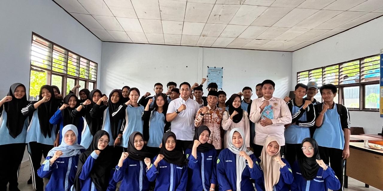 Pemanfaatan Media Pembelajaran Visual untuk Meningkatkan Vocabulary dan Speaking Skill Siswa di SMKN 1 Bengkalis