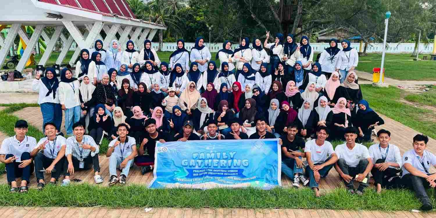 Family Gathering Akuntansi Syariah IAIN Datuk Laksamana Bengkalis Pererat Kebersamaan di Pantai Indah Selatbaru 3