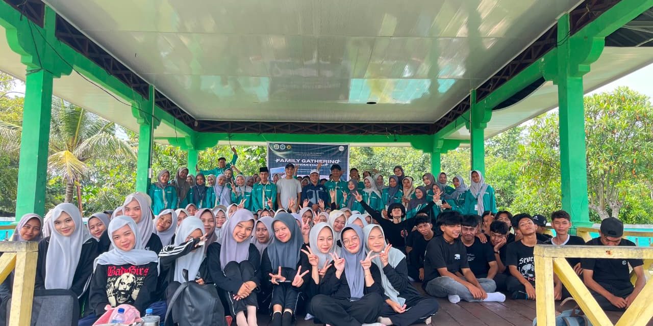 Family Gathering Ekonomi Syariah IAIN Bengkalis Perkuat Kebersamaan dan Kenalkan Visi-Misi Prodi